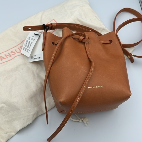 Mansur gavriel mini bucket bag in tan Caros - Picture 8 of 13
